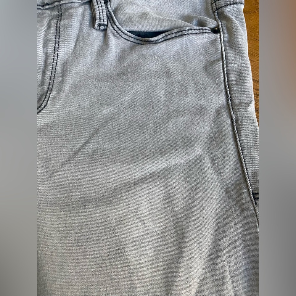 FRAME Le Skinny de Jeanne Crop Jeans; Light Grey - Size 29 - Picture 5 of 6